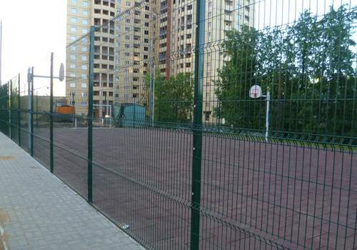 3Д забор для футбольной площадки в Кирове